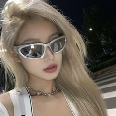 Y 2kミレニアムサイバーパンク未来科学技術感サングラス女性アメリカレトロ欧米バイク騎乗防風メガネ