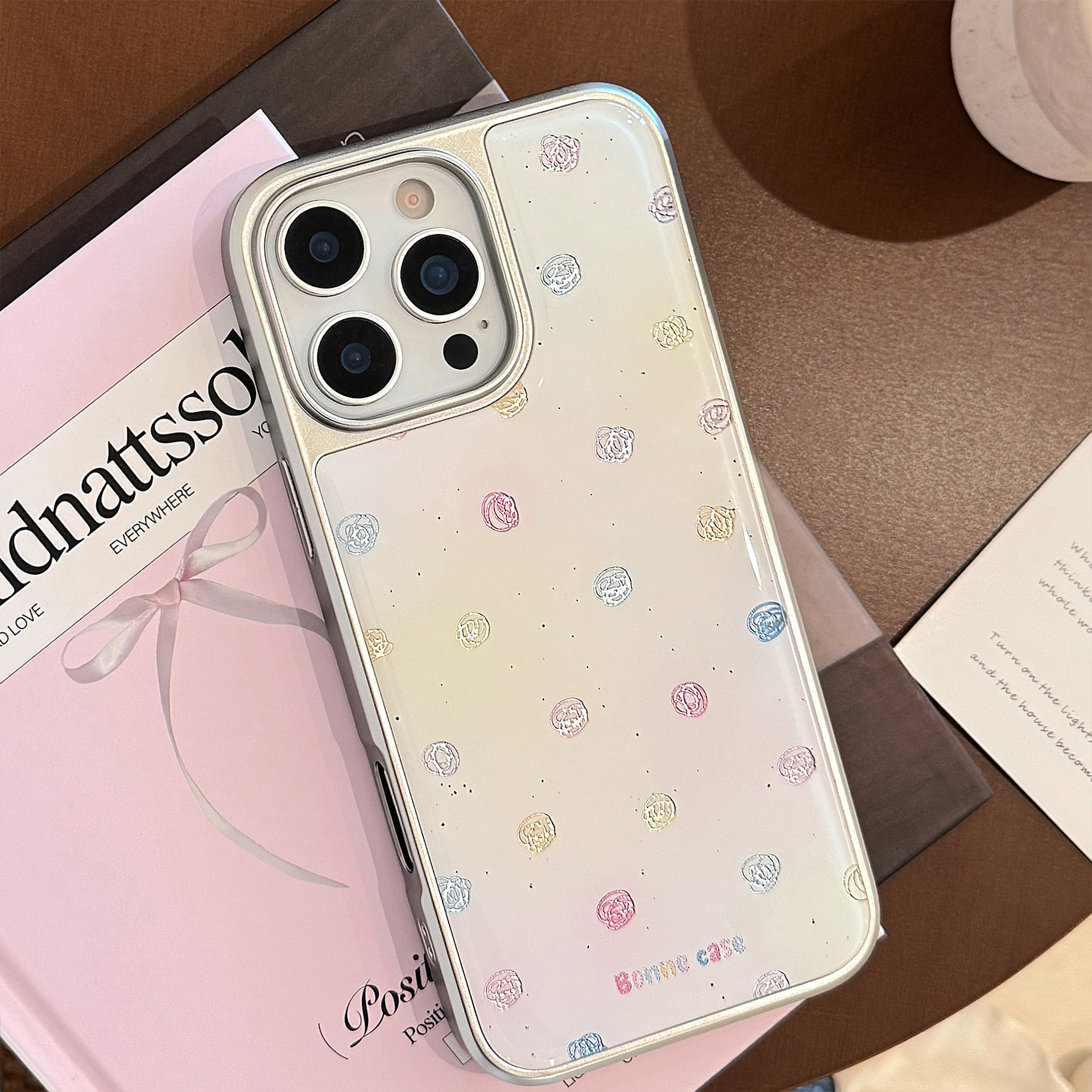Serie de grupos de líneas de color manchado dorado con gotas de pegamento para iP16promax funda para teléfono móvil Apple 15pro anti-caída 14/13