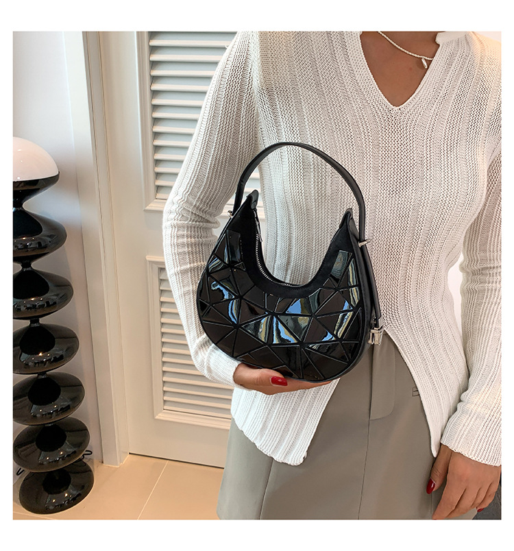 Geometric Armpit Bag For Women Versatile Trendy Shoulder Handbag_voghion.com