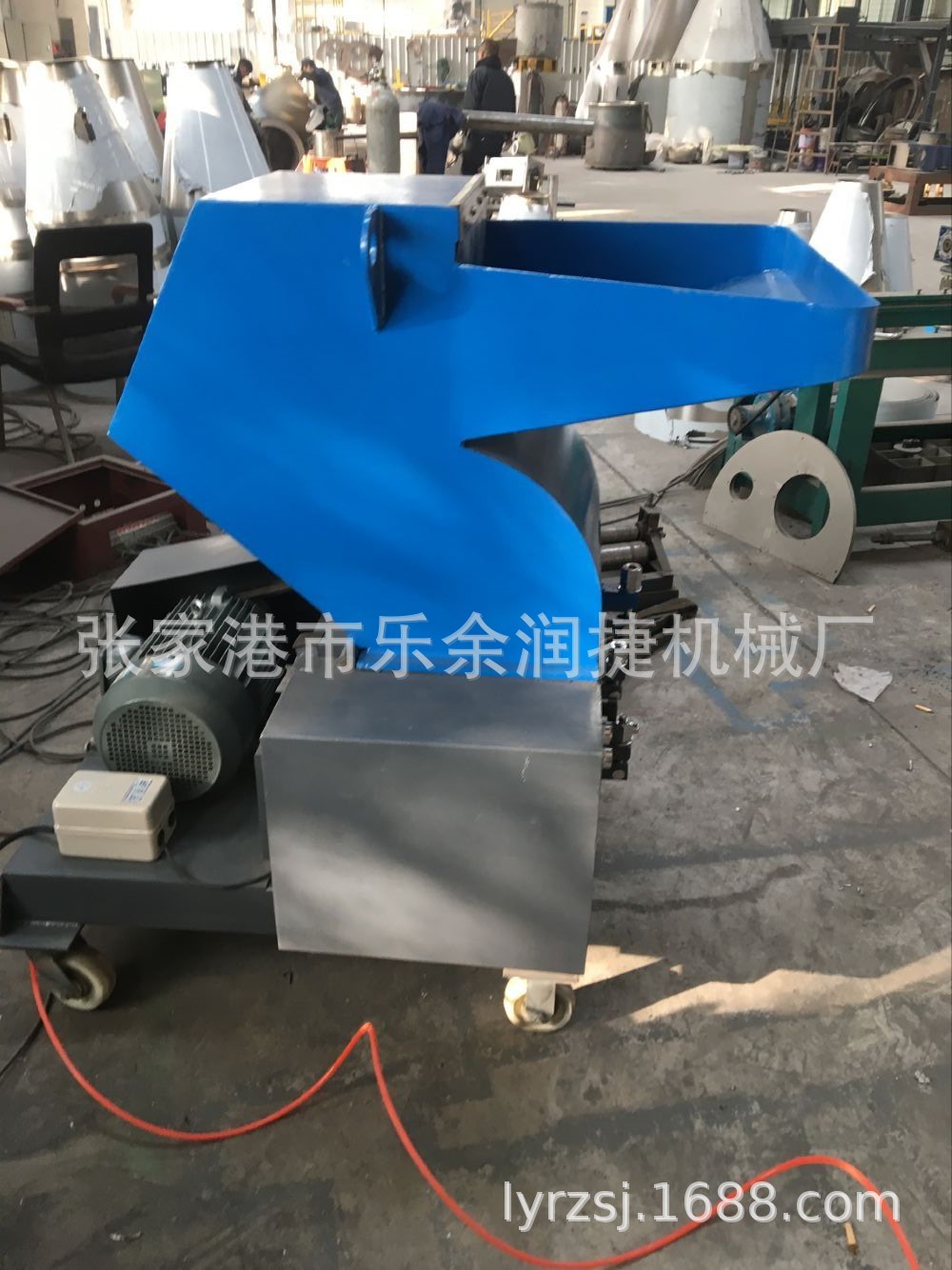 批发供应2.2KW塑料强力破碎机 pc-180塑料粉碎机 注塑件粉碎机