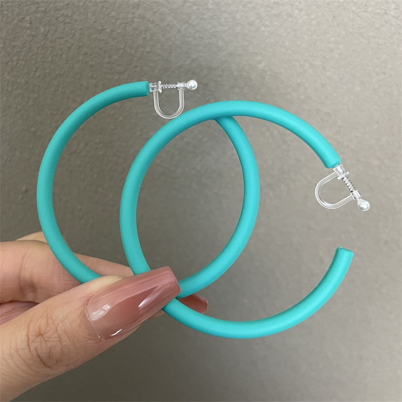 0602 레이크 블루 초대형 C 플라스틱 스프링 이어 클립, 피어싱 없이 착용 가능