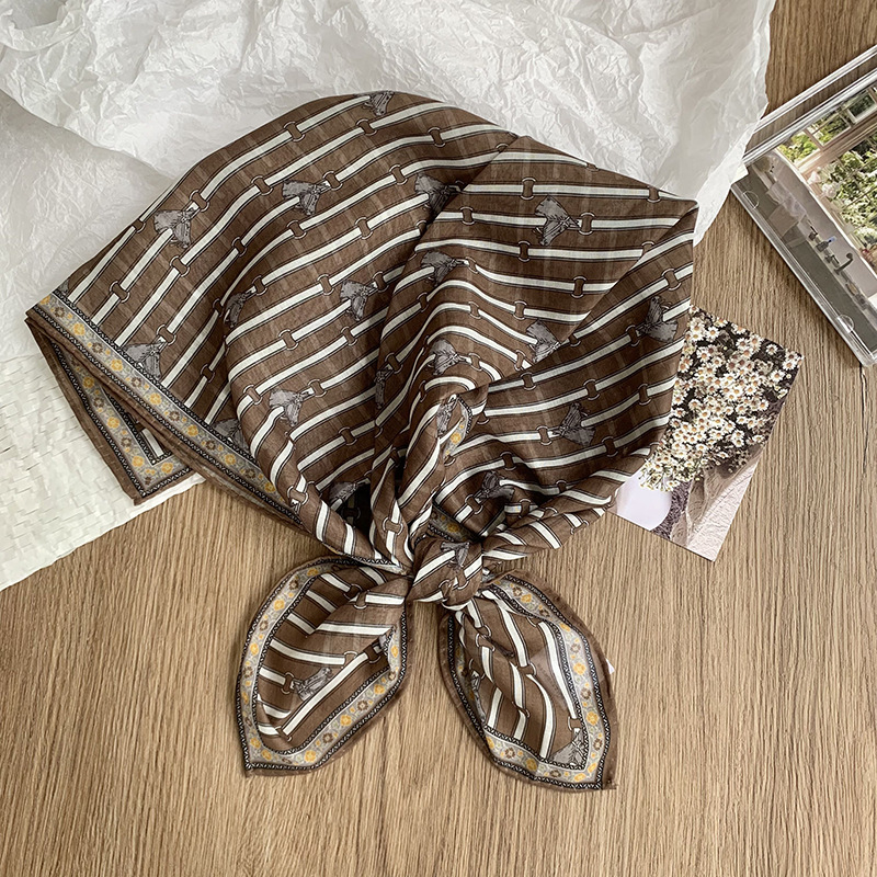 Bufanda de seda, bufanda cuadrada pequeña, pintura al óleo de Van Gogh, bufanda pequeña de seda de imitación de impresión exquisita, bufanda en la cabeza de moda, mantón exterior