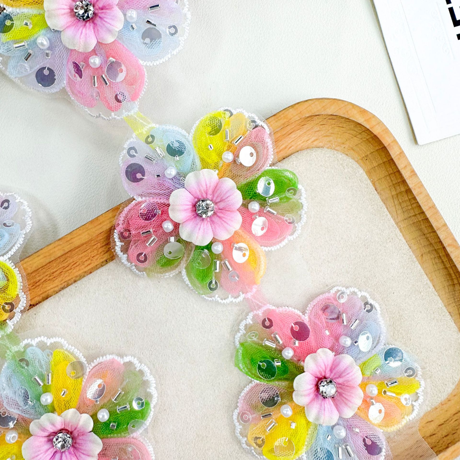 Arco iris malla perla clips de cabello niñas adultos adornos de cabello dulces encaje al por mayor diamante flor tridimensional fábrica de tocado