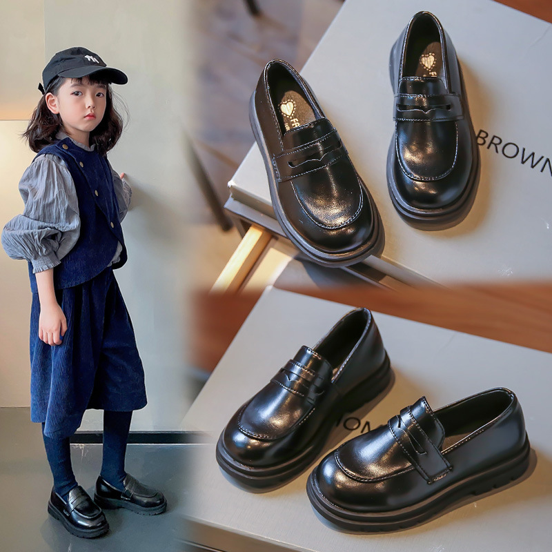 Zapatos de cuero de las niñas mocasines negros para niños 2023 nueva primavera y otoño estilo británico zapatos de rendimiento de las niñas zapatos de moda image 3
