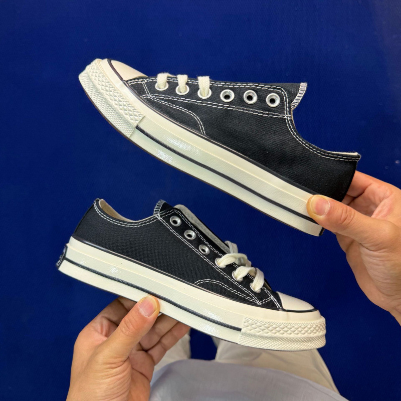 Putian Pure Original 1970S Canvas Shoes Classic Black and White Vulcanized Low-Top Sneakers for Men and Women Breathable Sports Skateboard Shoes Putian Pure Original 1970S Canvas Shoes Classic Black and White Vulcanized Low-Top Sneakers for Men and Women Breathable Sports Skateboard Shoes