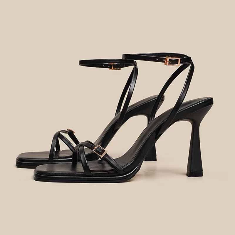 Нишевые французские сандалии на высоком каблуке женская обувь 2023 новая летняя фея ветра темперамент черные римские туфли с тонкими ремешками