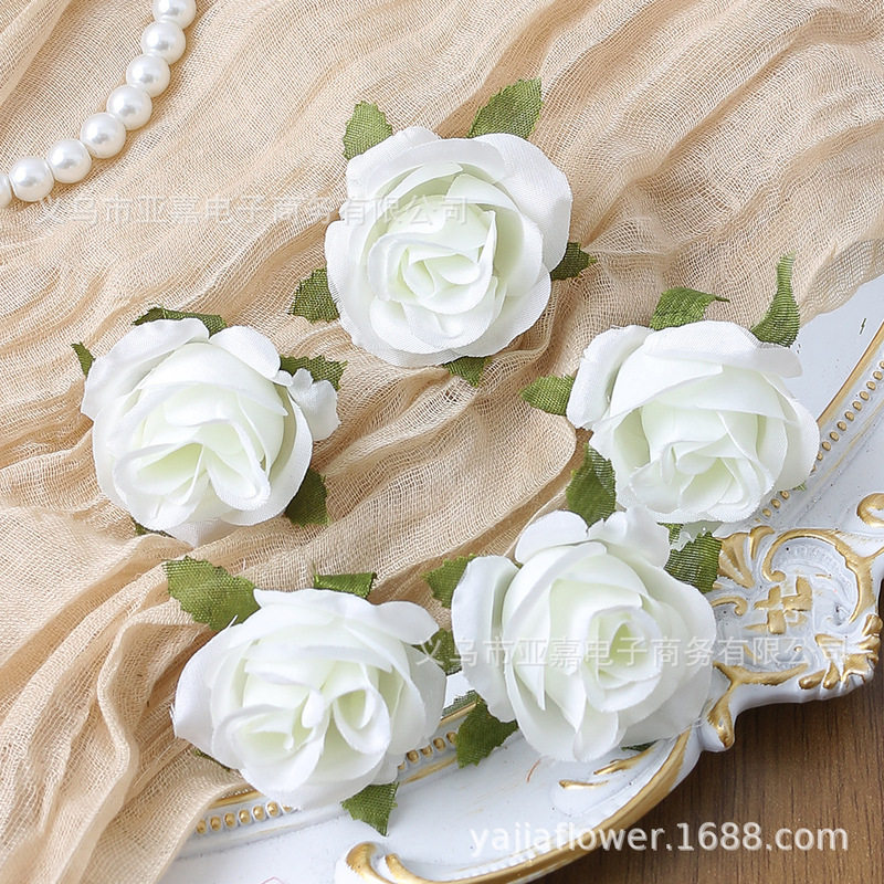 新商品のバラの小さい花の頭の絹布の小さいつぼみの結婚祝いの装飾のシーンのDIYのアクセサリの装飾の材料|undefined