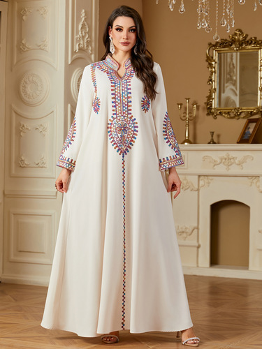 4219 Middle East Hot-Selling Muslim Long-Sleeved Dress Embroidered Loose Regular-Size Formal Wear for Prayers—Suitable for All Seasons