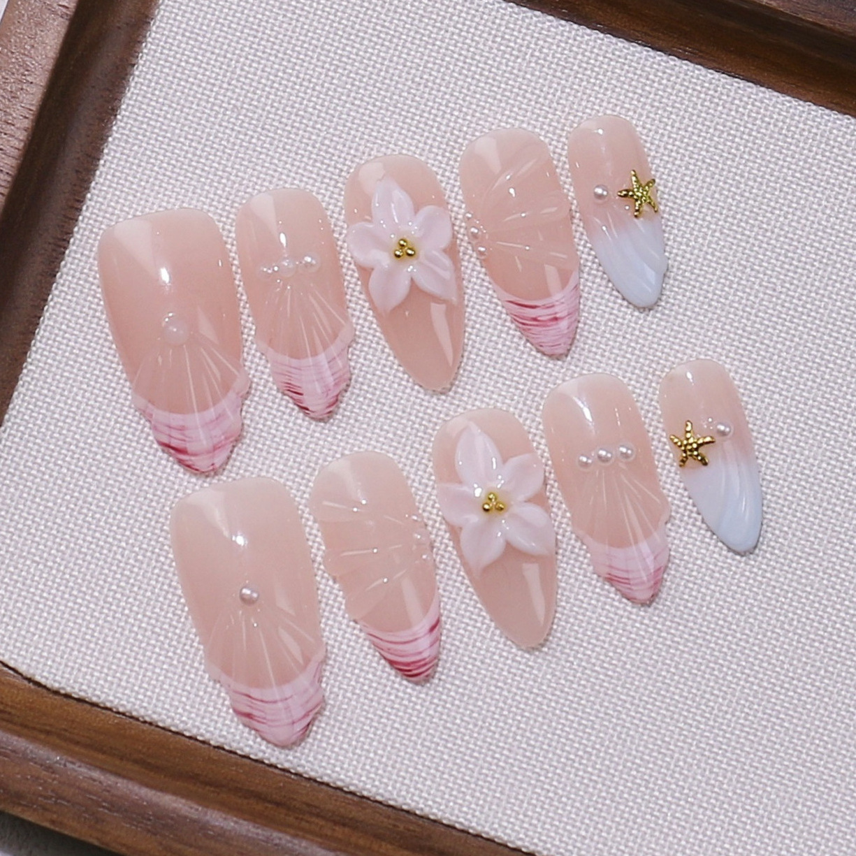 [Colección de manicuras talladas] comercio exterior transfronterizo exclusivamente para usar a mano puro parche de uñas falsas de almendras de estilo europeo y americano