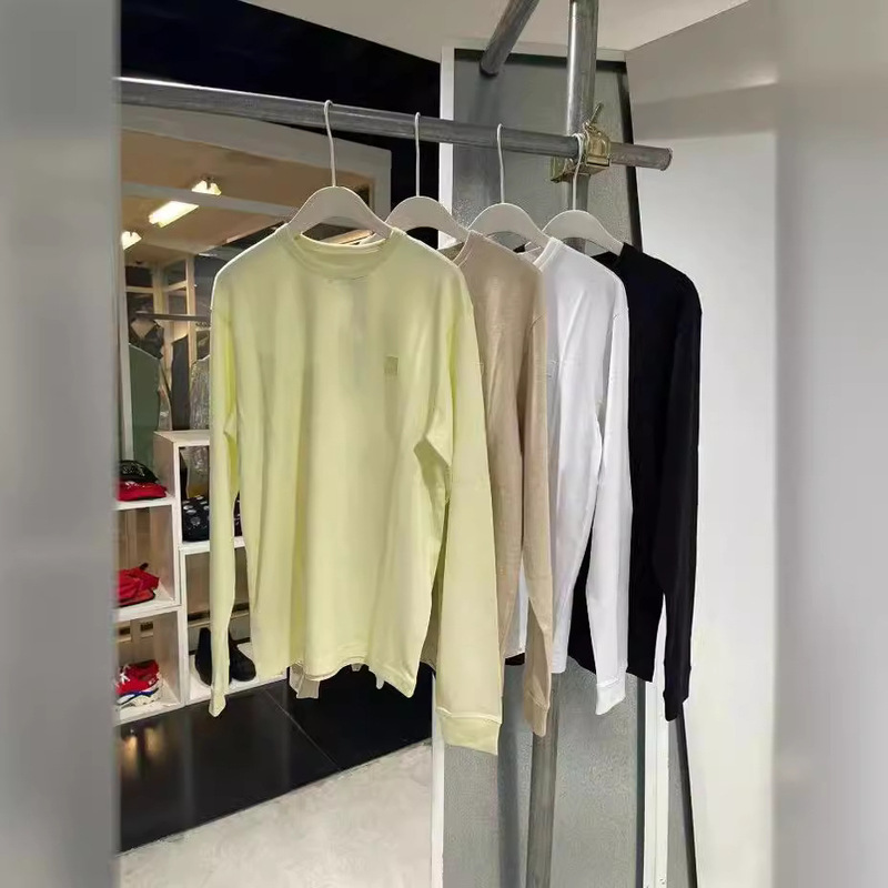 [Ready Stock] 2025 Autumn and Winter New Round Neck Versatile Bottoming Long-Sleeved Top Square Smiley Pure Color Sweatshirt for Women