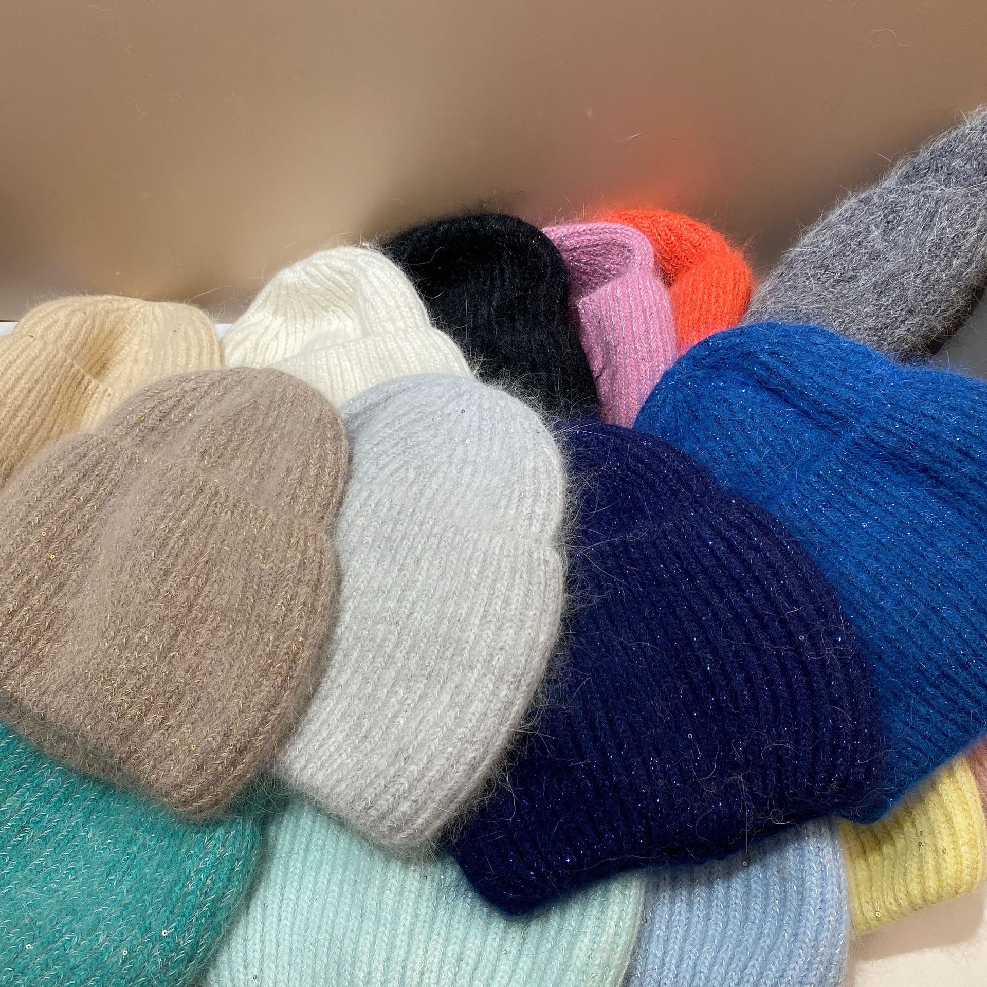 出口俄罗斯獭兔毛针织帽时尚亮片保暖冷帽户外防风护耳套头毛线帽