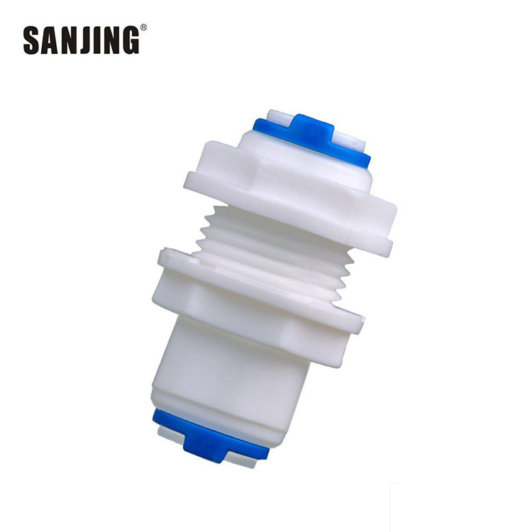 Tipo de caja RO purificador de agua 2 puntos de enhebrado Junta recta dos junta de partición 014 enchufe rápido dentro y fuera de junta perforada