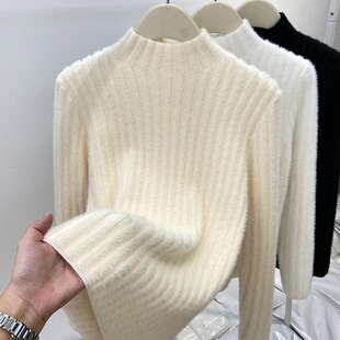 ܛŴë��Ů�ﶬ�߼���һ�wˮ���q�ӽq�Ӻ����I������ȴ��Ϻ�ɫ