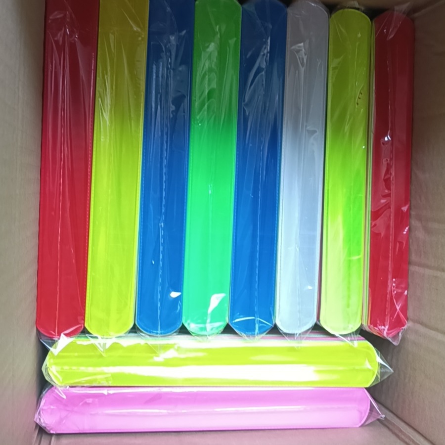 Fluorescente multicolor pvc reflectante color mixto collar pulsera 3X22 tamaño fábrica directa fábrica al por mayor