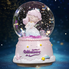 星願の少女の心の王女の水晶のボールは明かりを持って雪の音楽の箱の女性の誕生日のプレゼントの家庭の客間の装飾の置物を漂っています。