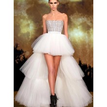 新款白色拖尾蓬蓬裙主題婚紗影樓服裝蛋糕裙抹胸內景拍照攝影禮服