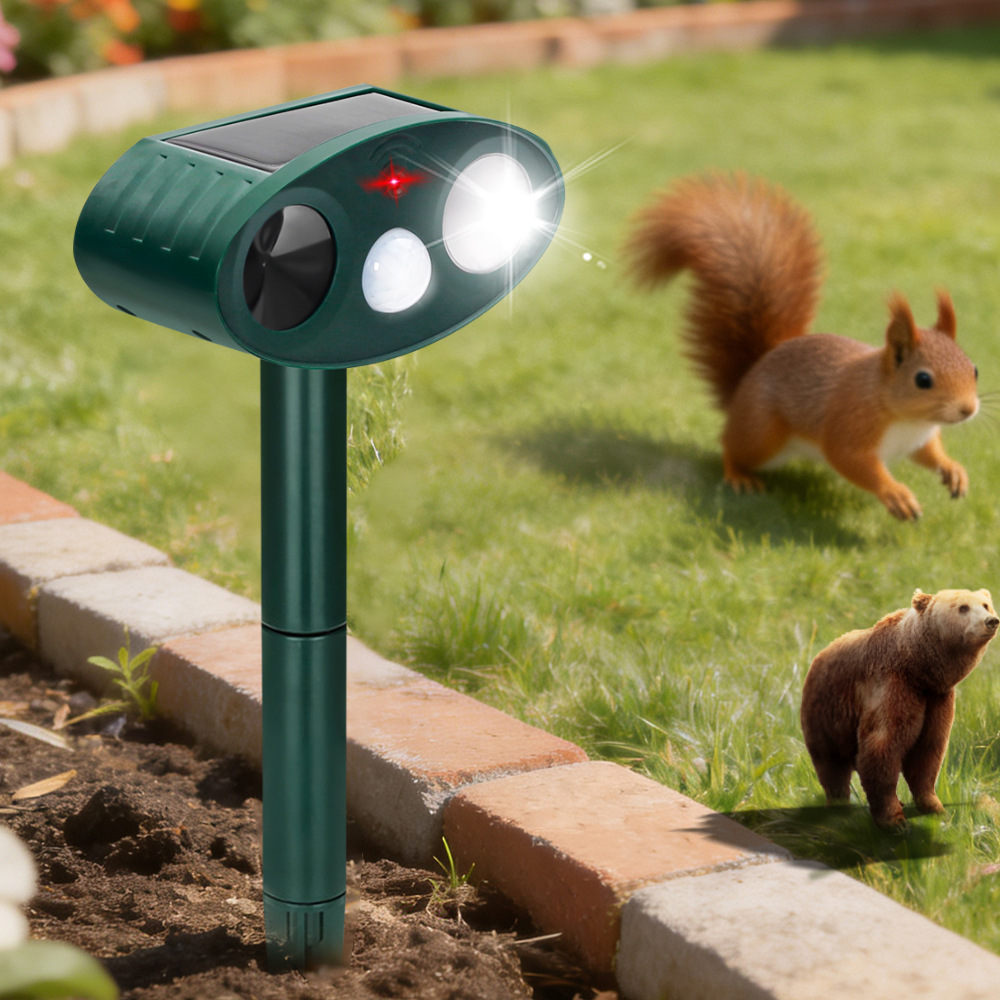 Chorreador solar para exteriores Chorreador de animales Chorreador ultrasónico de dos estaciones