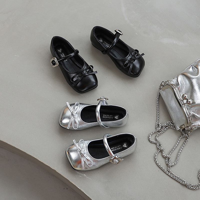 Girls' New Mid-To-Large Children's Shoes 2025 Spring Shallow Silver Korean-Style Small Leather Shoes Children's Performance Dance Shoes