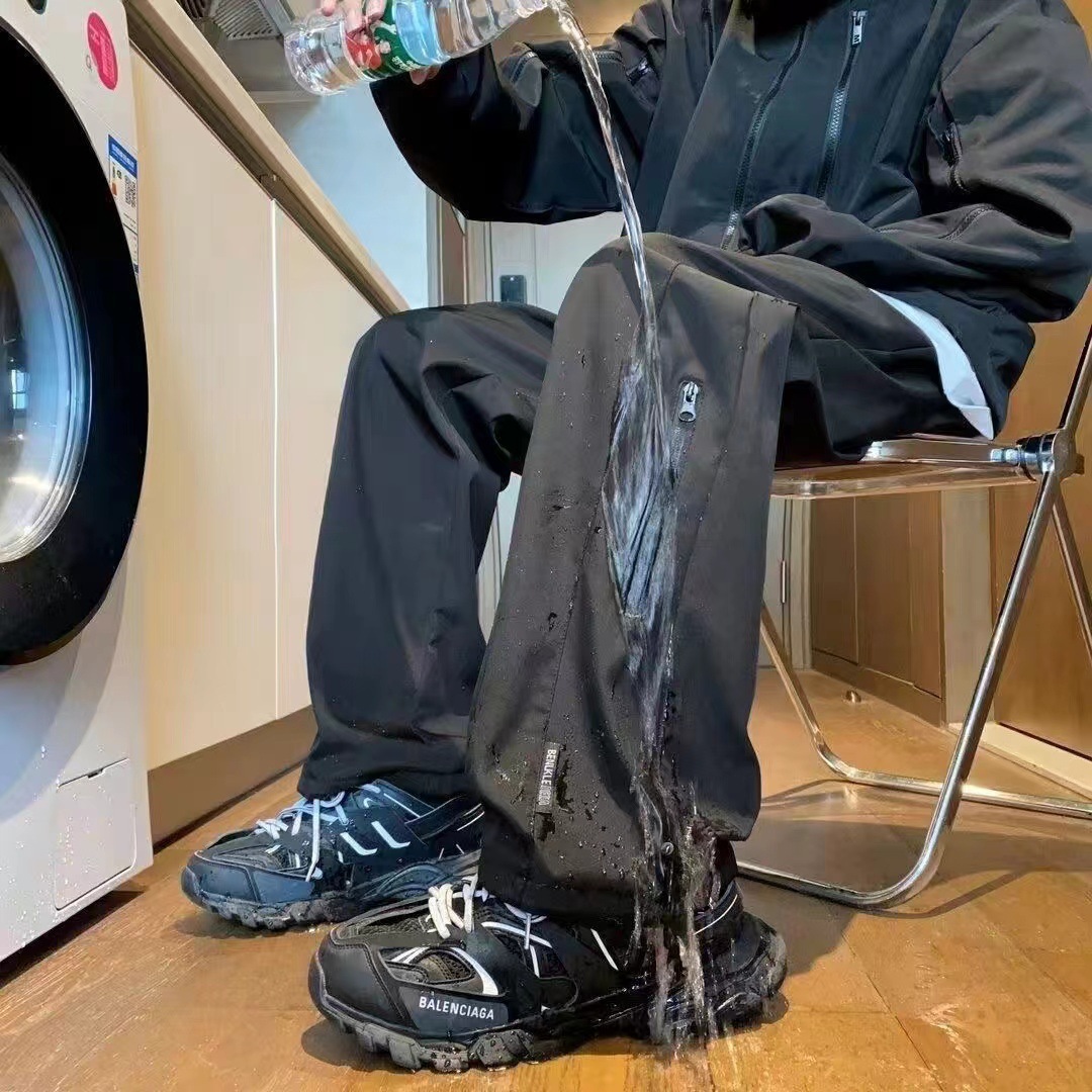 冬季潮牌抽绳速干运动束脚工装防风防水冲锋裤男款裤子户外登山裤