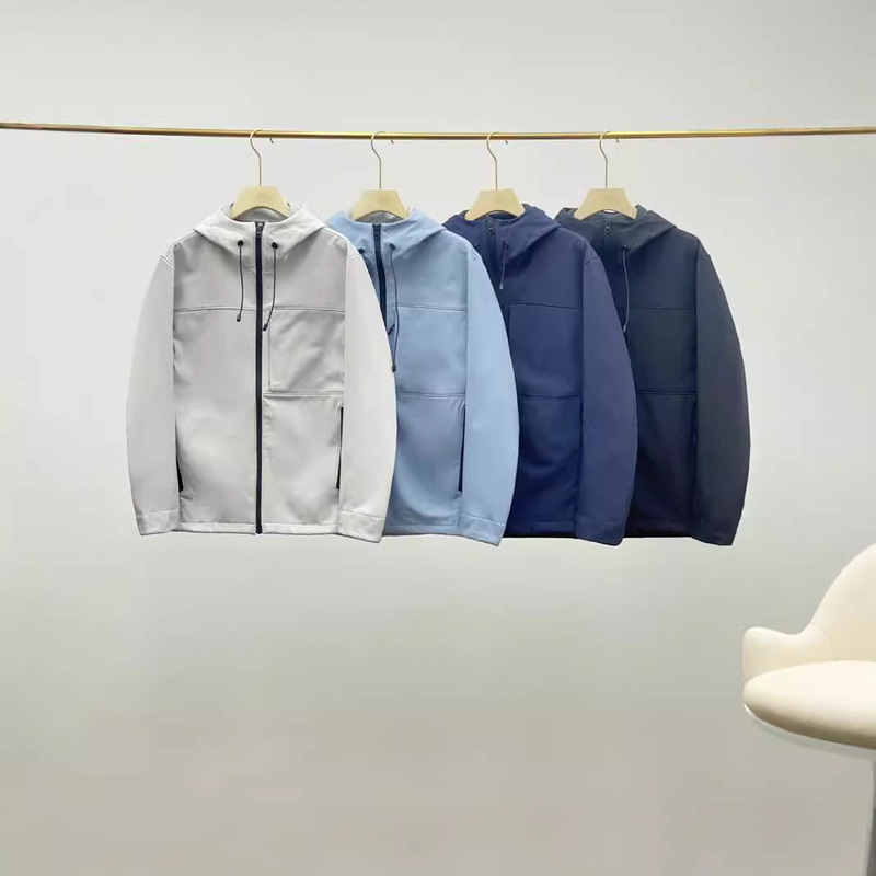 Men's Spring Plus-Size Cycling Outdoor Softshell Windproof Fleece-Lined Hooded Jacket Similar to Tsutaya's Style