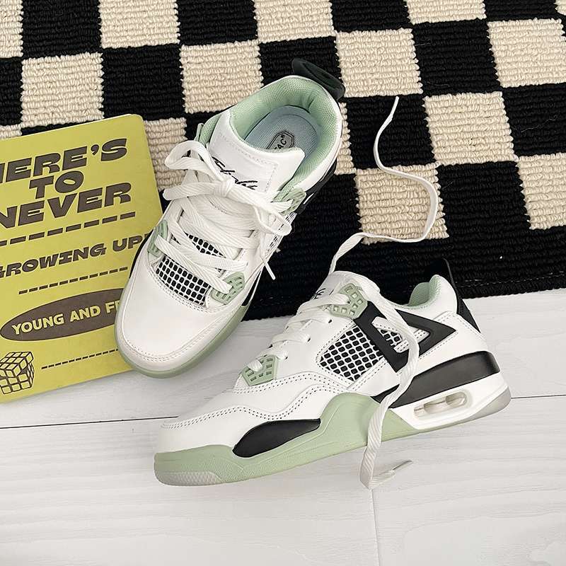 Zapatillas de baloncesto con colchón de aire para niños 2025 verano nuevo estilo salvaje ins color en contraste zapatos blancos de suela gruesa zapatillas deportivas