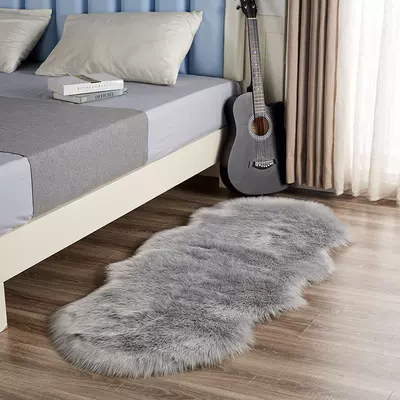 German Nordic Plush Carpet Bedroom Bedside Wool Long Hair Asymmetrical Shaped Girl Ins Style Cute Room (Car Carpet) - gray-18060cm-round-at-both-ends
