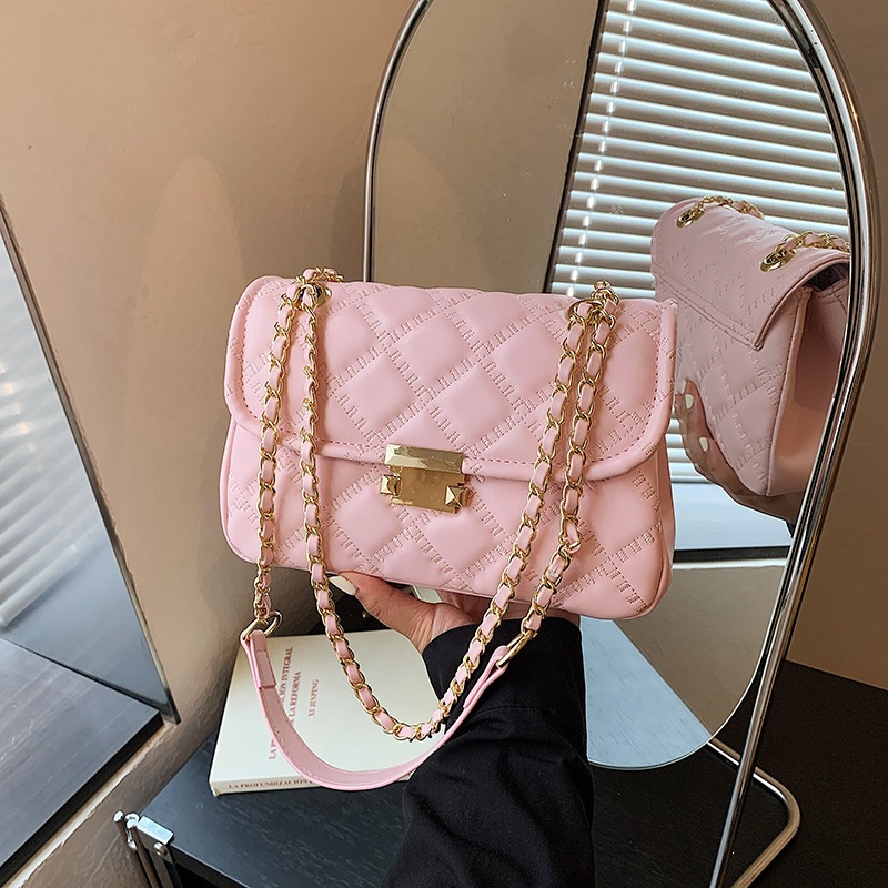 2026 nuevo bolso de mujer cadena de diamante bolso pequeño bolso de lujo ligero sensación diaria mochila nicho universal bolso de hombro