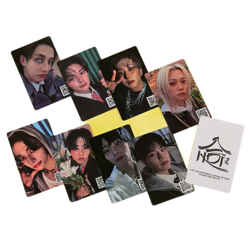 Коллекционные фотокарты (STRAY KIDS) HOP SR Special, 5.4×8.6 см, случайная одна карта