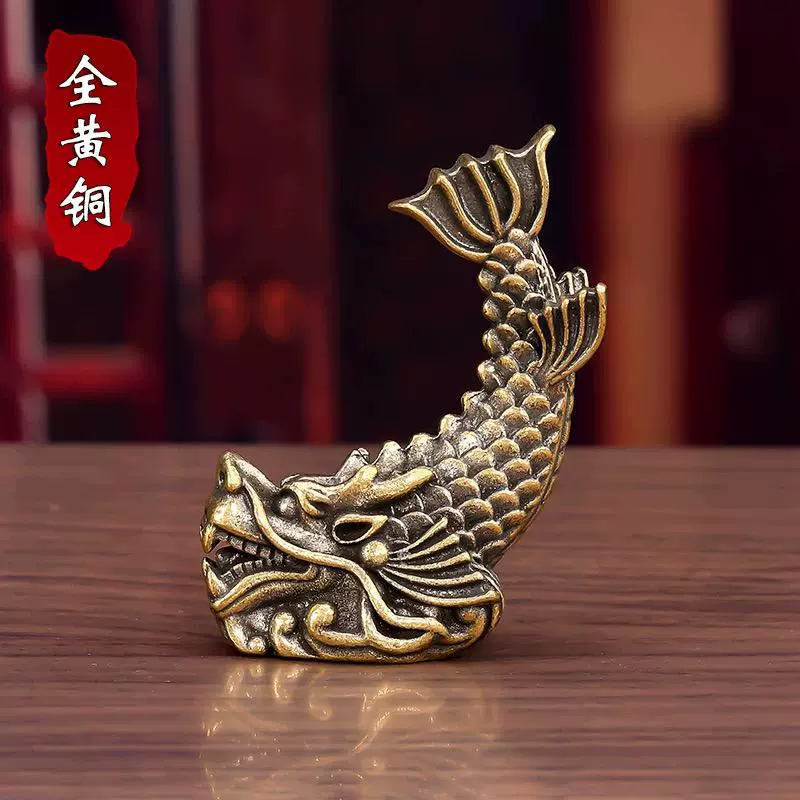 Поцелуй украшение желтый антикварный хвост