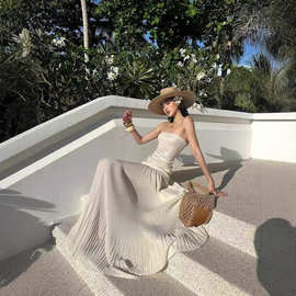 现货法式设计感小香风亮片性感抹胸连衣裙女生日礼服裙绝美度假裙