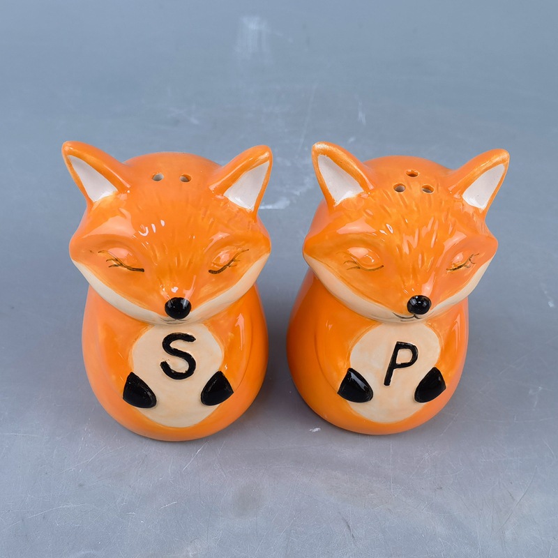 Taza de zorro de cerámica multifuncional transfronteriza Taza de modelado de panda Taza de leche de dibujos animados lindo Taza de agua de animales para mascotas lindas