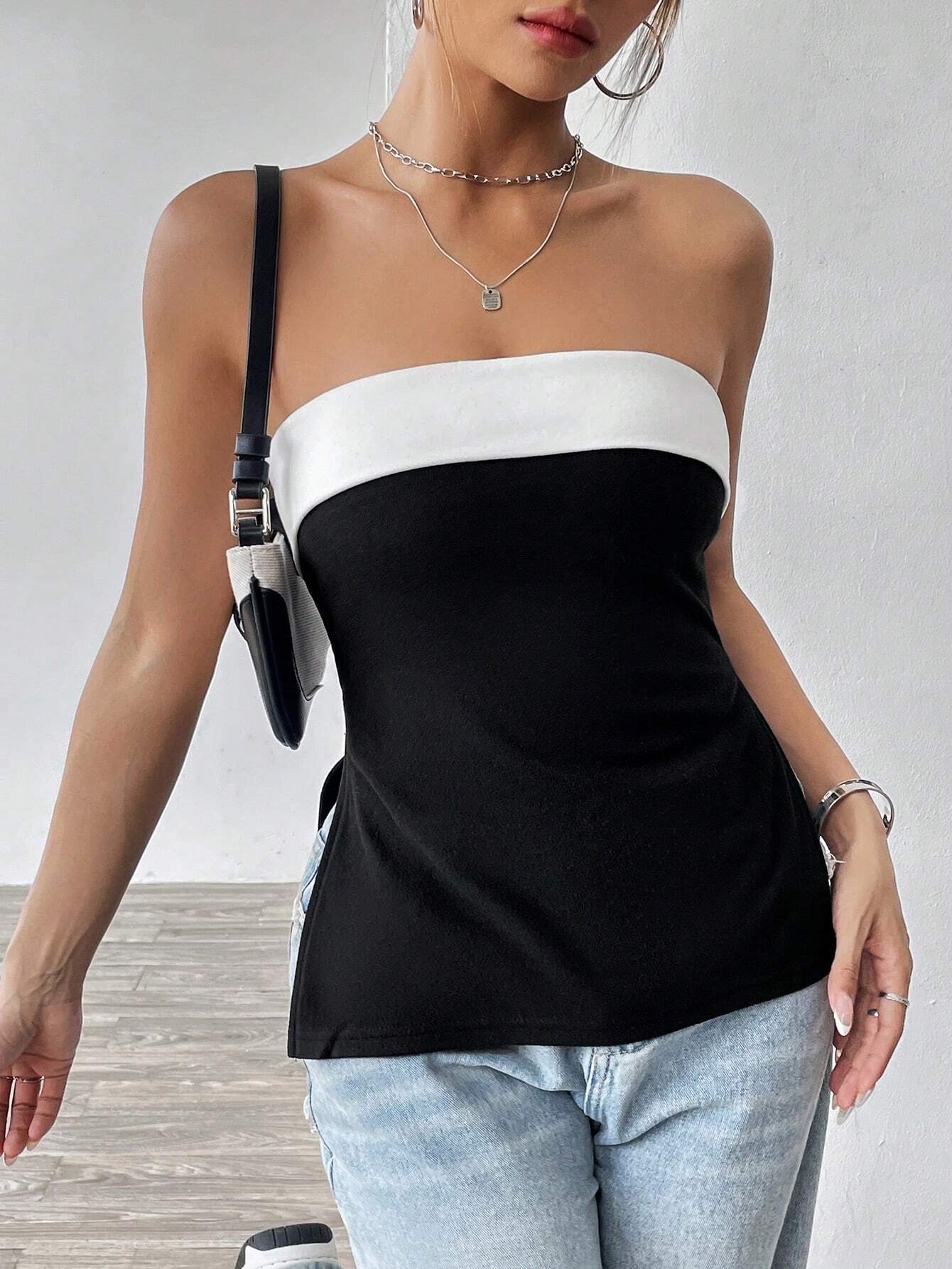 Slim Fit Type Color Block Pattern Wholesale Women's Vacation Simple Style Color Block Contrast Binding Tank Tops