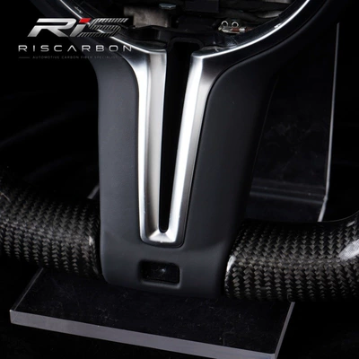 flat-bottom steering wheel — Steering wheel