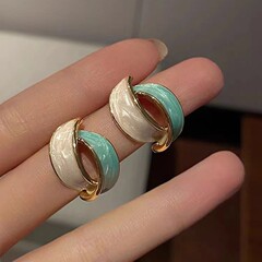 パーソナライズされたクロスカーブイヤリング S925 シルバー針オイルドリップ幾何学デザインイヤリングレトロファッション文学イヤリング女性用