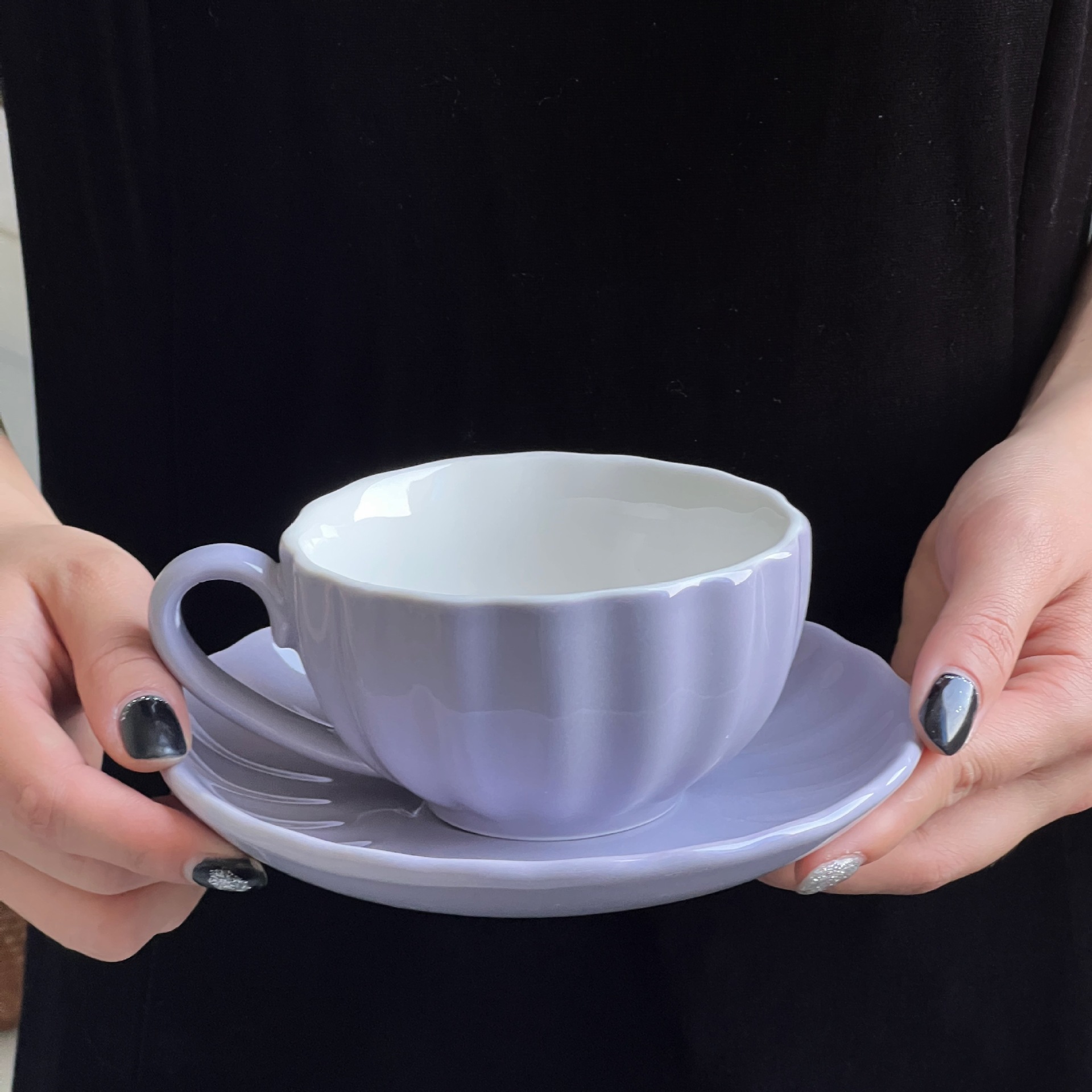 Spot estilo ins simple concha francesa taza de té de la tarde plato en relieve taza de café de cerámica juego al por mayor