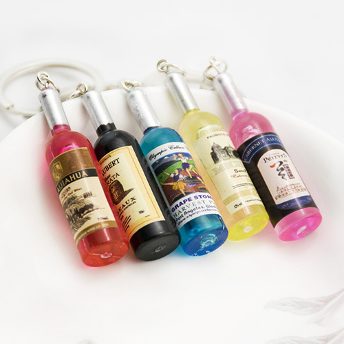 Cute and creative small gifts, simulated wine bottles, red wine bottles, beverage bottles, keychains, mobile phone bag pendants