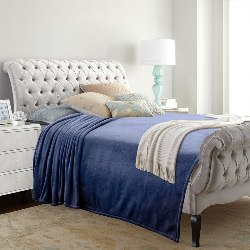 纯色毛毯子珊瑚绒法兰绒春秋冬天盖毯单人学生宿舍铺床盖被毯