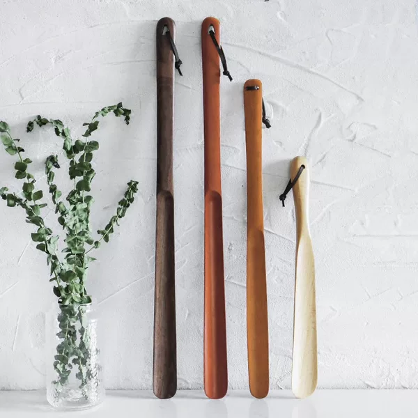 Shoe Puller Household Lefter Solid Wood Shoe Lift Shoe Handle Long Handle Wooden Shoe Puller Shoe Puller Shoe Slider Wear Shoe Artifact
