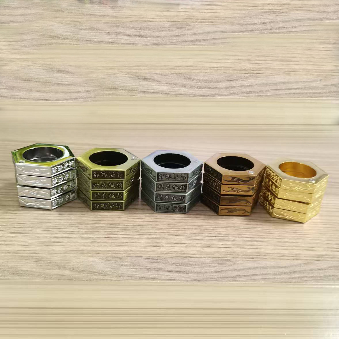 Deformation Ring Retro Distressed Four Finger Ring Fun Ring Decoration Outdoor EDC Self-Defense Weapon Self-Defense Ring