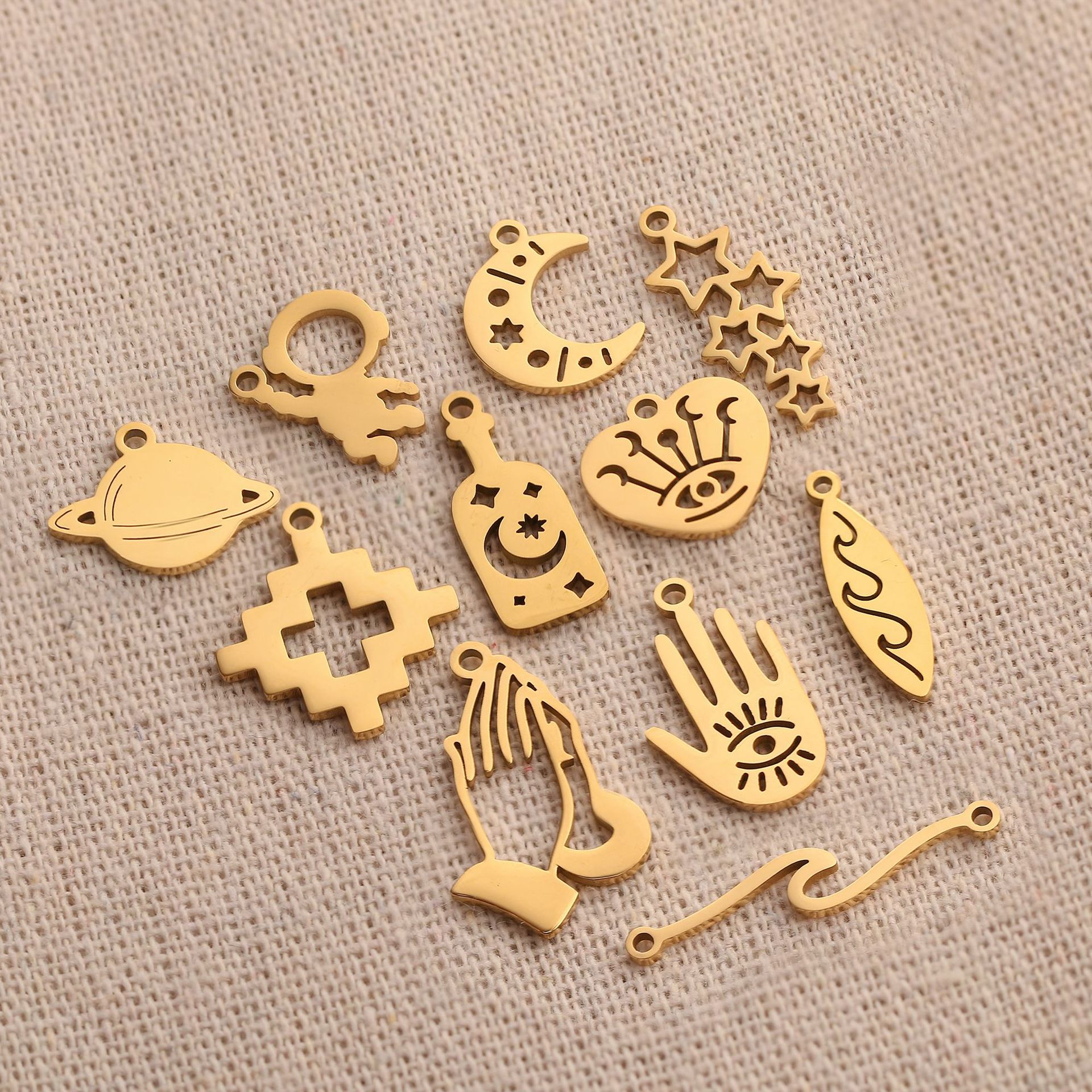 5g Weight 5 PCS/Package 14*23mm 22mm 304 Stainless Steel Star Moon Pendant