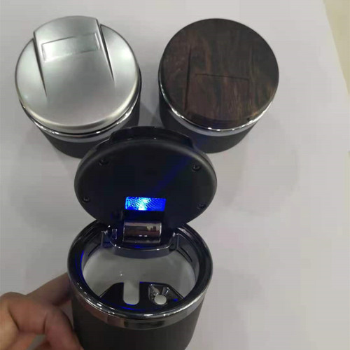Car Ashtray Ceramic Creative Trendy LED Light with Lid Multi-functional Car Exclusive High-end Ashtray 