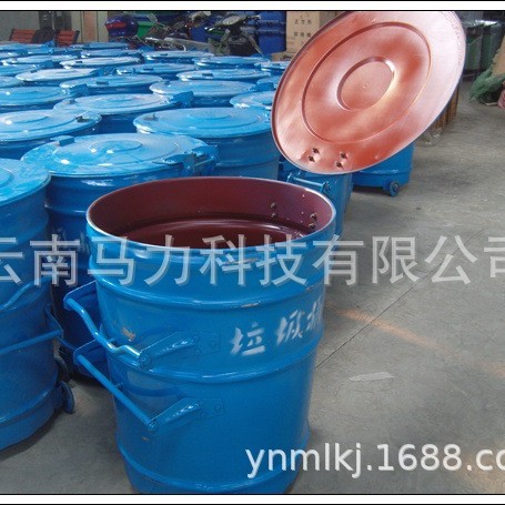 云南大铁桶挂车桶户外垃圾桶带盖大圆桶厂家批发耐腐耐腐防锈