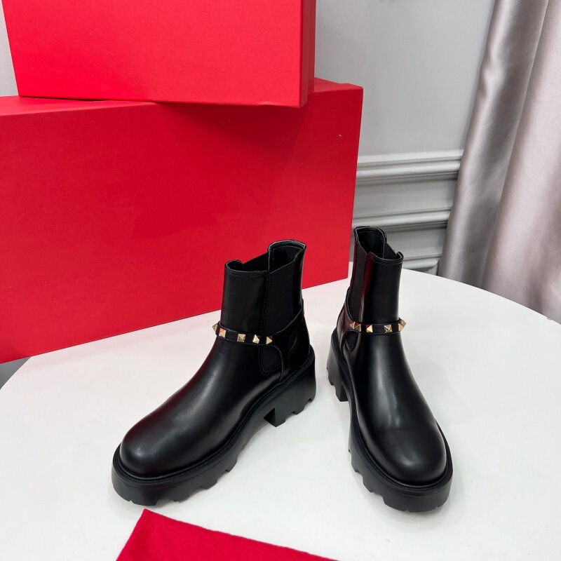 25 New Export Models Russia, the United States, Spain, Mexico, Middle East Thick-Soled Genuine Leather Rivet-Decorated Genuine Leather Short Boots