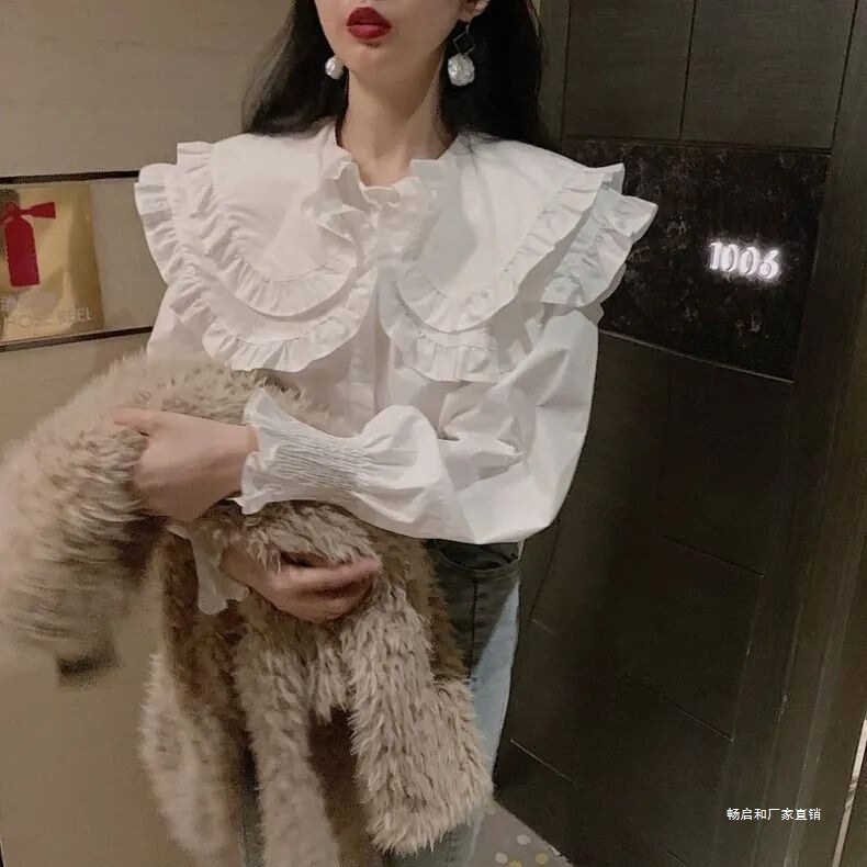 French-Style Chiffon White Shirt for Women with a Unique Design, Autumn Doll Collar Top with a Hong Kong Style Off-Shoulder Design