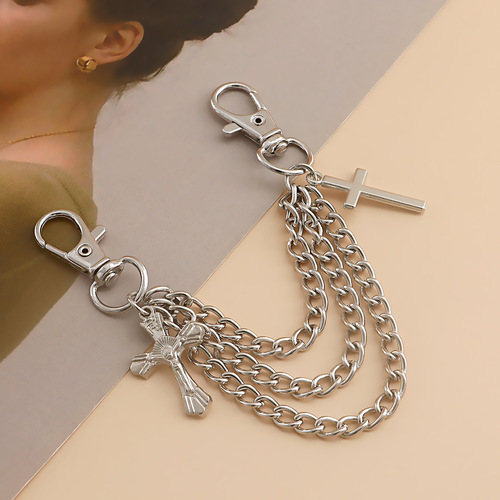 Elegant Women's Shoe Clasp Chain, Hip-Hop Metal Shoe Chain with Metal Tassels, Cross Shoe Accessory