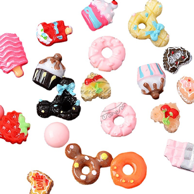 Joyería de uñas de dibujos animados DIY traje de caramelo tridimensional Navidad Linda joyería de uñas de resina mezclada al por mayor