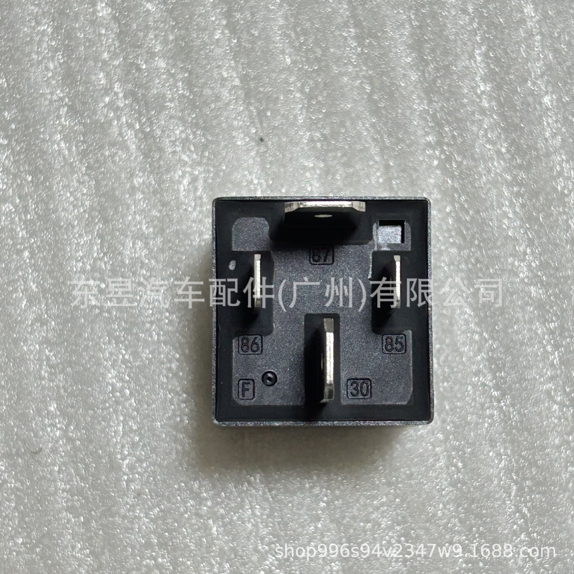 Suitable for Mercedes-Benz 212/218/240 Air Suspension Shock Absorber Pump 2123200404 2123200104