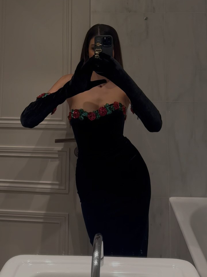 Women's Clothing Beaded Lace Decorated Velvet Skirt Dress Long Skirt with Gloves_voghion.com