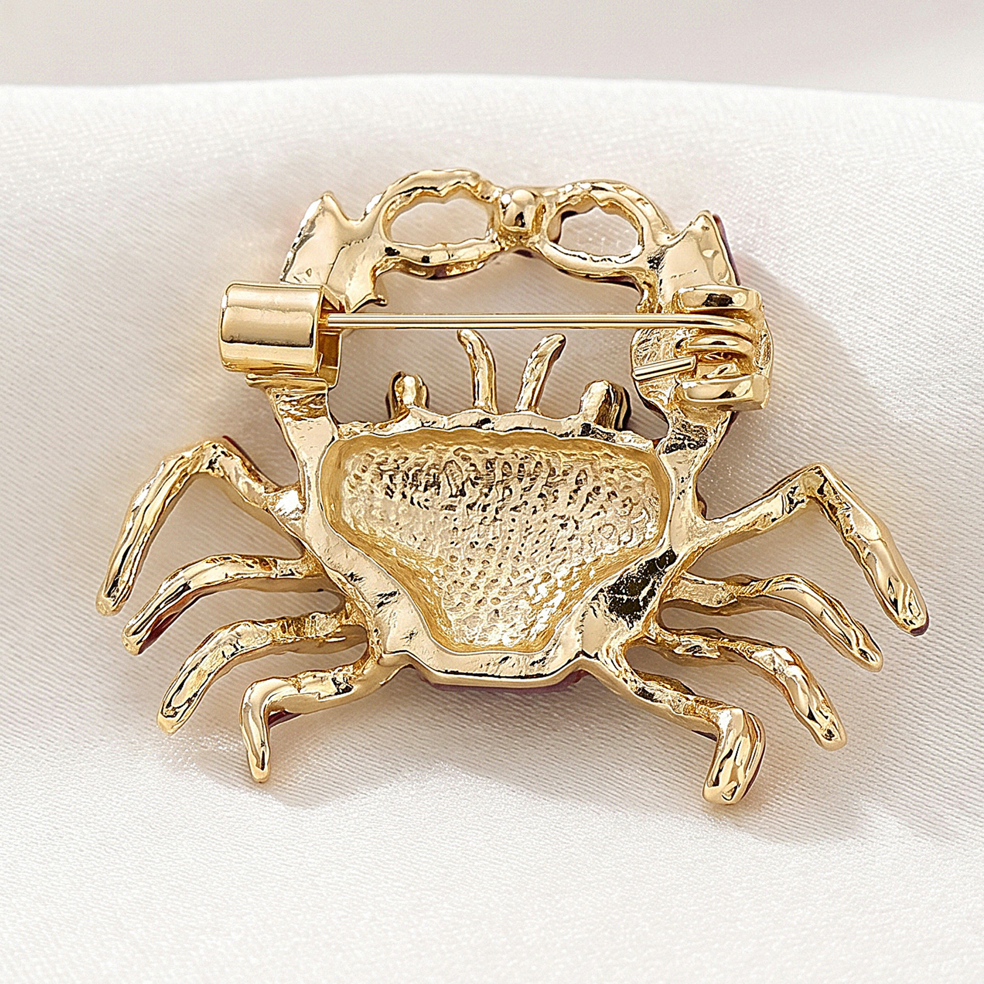 Korean-Style Creative Alloy Enamel Crab Brooch, Fashionable and Simple Suit Shirt Brooch Accessory: Br1592