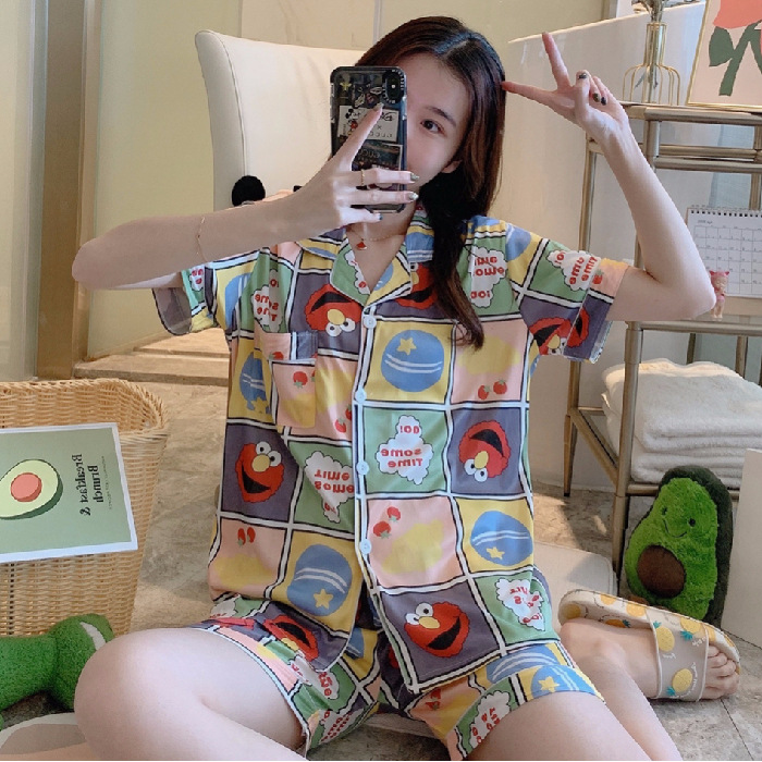 Pijamas de verano de las mujeres de manga corta linda chica Corazón de dibujos animados solapa desgaste del hogar WeChat transmisión en vivo en línea traje de entrega de una pieza